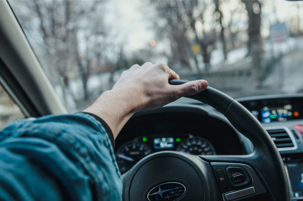 VAPING AND DRIVING: IS IT ILLEGAL?