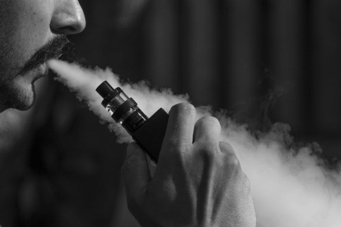 VAPE MODS VS PODS: WHAT IS BEST?